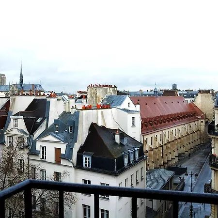 Familia Hotel Parigi