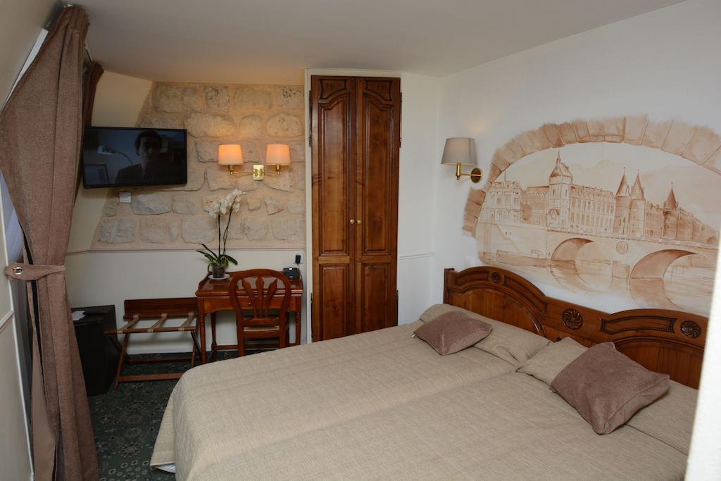 Hotel Familia Parigi